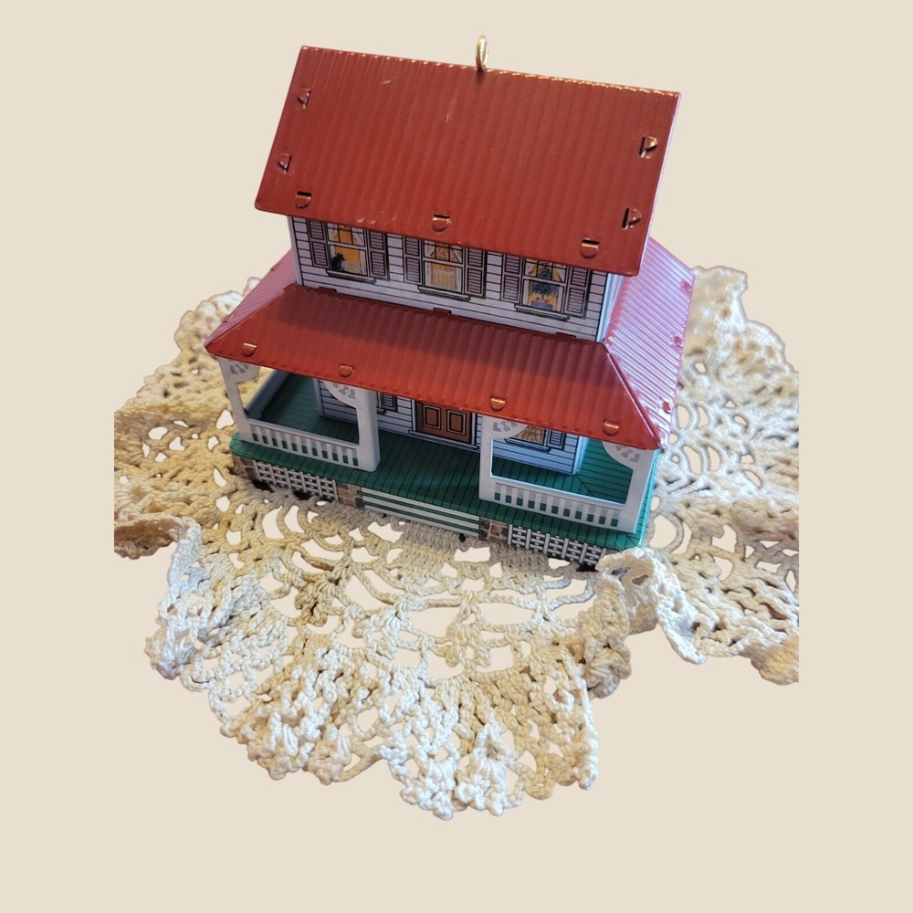Hallmark Ornament 1999 Tin House Farmhouse Cottagecore Christmas Decor White Red